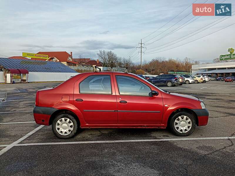 Седан Dacia Logan 2008 в Ужгороде