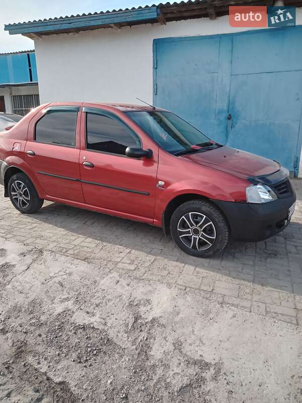 Седан Dacia Logan 2007 в Тальному
