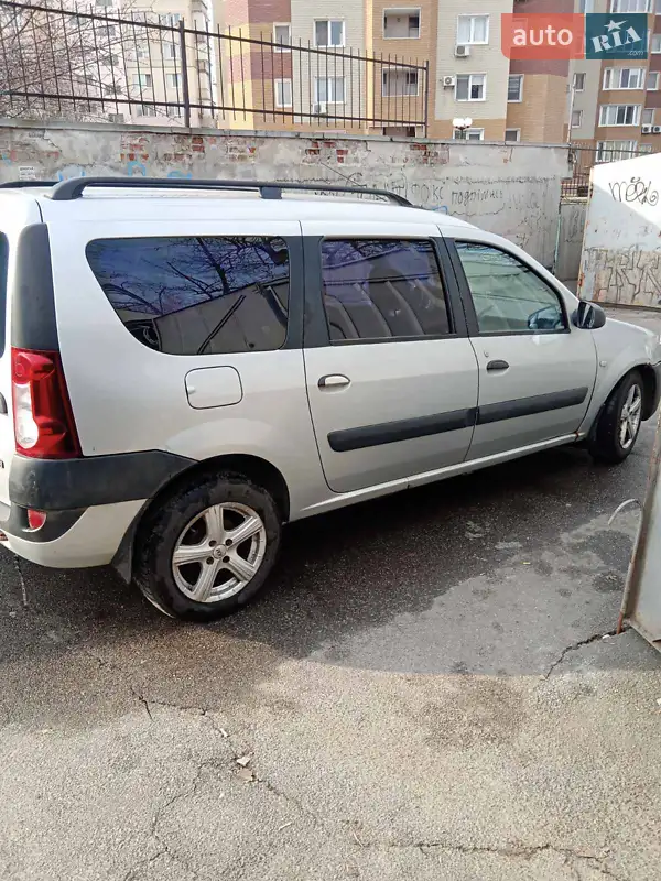Dacia Logan