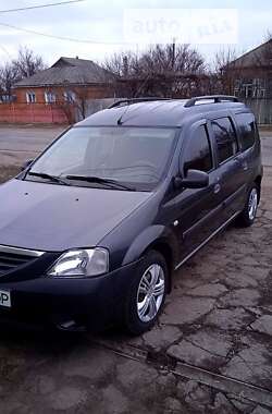 Седан Dacia Logan 2008 в Харкові