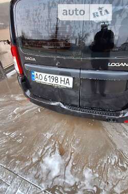 Седан Dacia Logan 2012 в Ужгороде