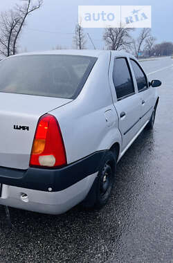 Седан Dacia Logan 2008 в Ромнах