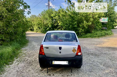 Седан Dacia Logan 2006 в Чернівцях