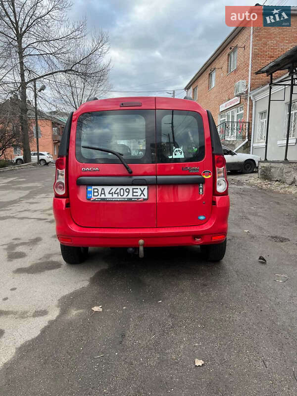 Седан Dacia Logan 2010 в Кропивницком