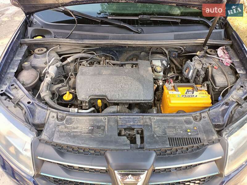 Седан Dacia Logan 2014 в Днепре