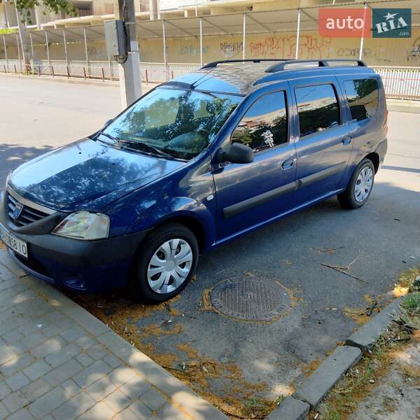 Седан Dacia Logan 2009 в Одессе