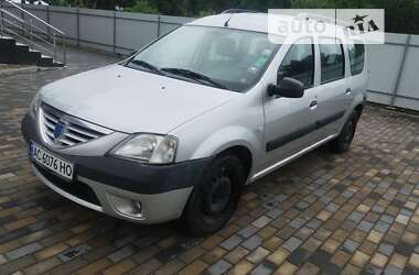 Седан Dacia Logan 2008 в Любомлі