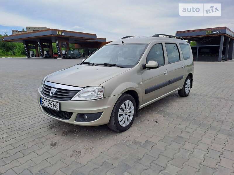 Седан Dacia Logan 2009 в Жовтих Водах