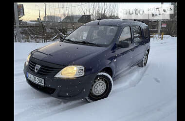 Седан Dacia Logan 2009 в Сарнах