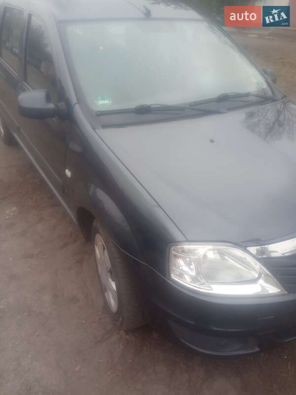 Универсал Dacia Logan 2008 в Пирятине