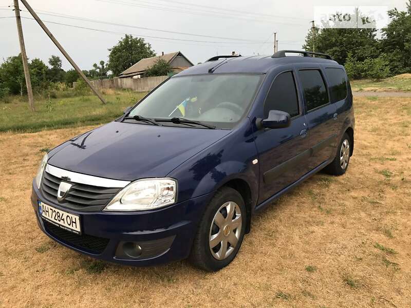 Седан Dacia Logan 2009 в Машевке