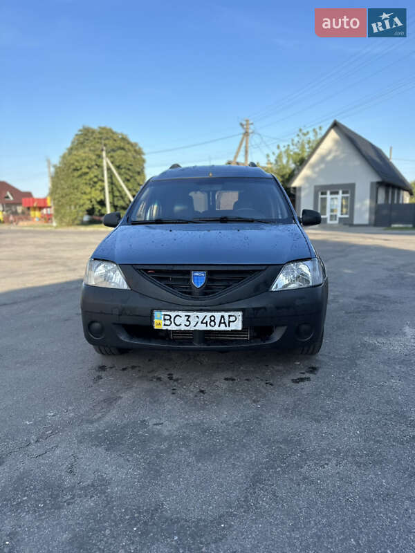Седан Dacia Logan 2008 в Любешові