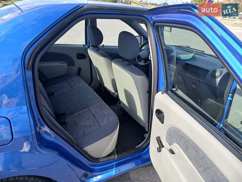Седан Dacia Logan 2005 в Запорожье