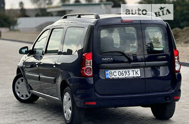 Седан Dacia Logan 2012 в Самборе