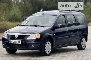 Седан Dacia Logan 2012 в Самборе