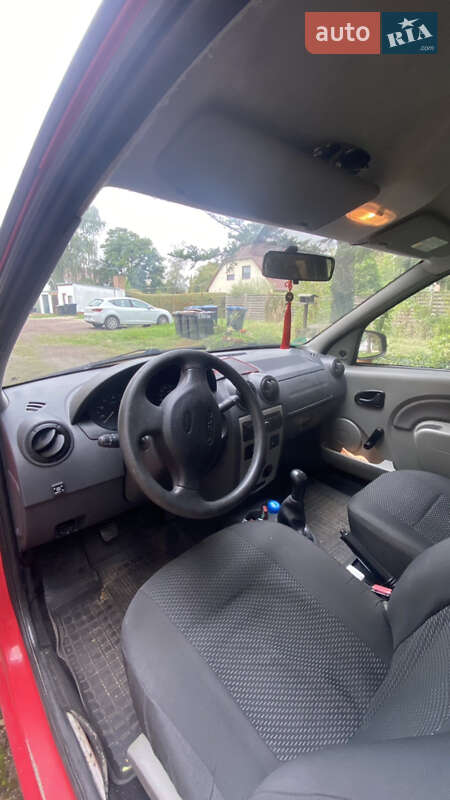 Седан Dacia Logan 2008 в Малій Висці