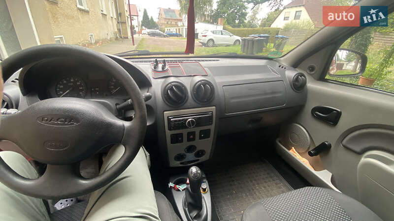 Седан Dacia Logan 2008 в Малій Висці