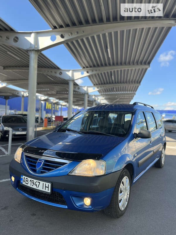 Седан Dacia Logan 2008 в Виннице