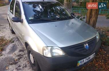 Седан Dacia Logan 2006 в Києві