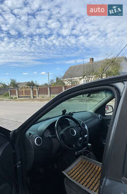 Седан Dacia Logan 2010 в 