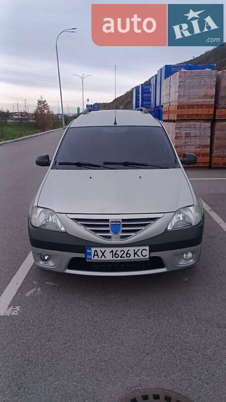 Седан Dacia Logan 2007 в Ужгороде