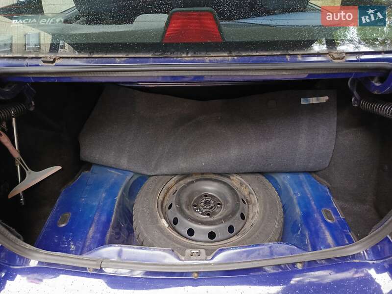 Седан Dacia Logan 2009 в Львове