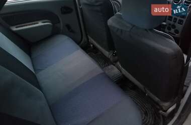 Седан Dacia Logan 2005 в 