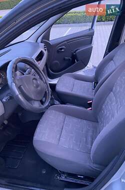 Седан Dacia Logan 2008 в 
