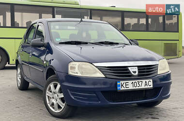 Седан Dacia Logan 2009 в Новомосковську