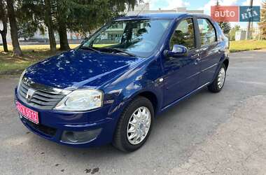 Седан Dacia Logan 2009 в Ровно