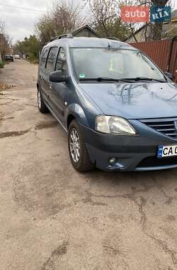 Седан Dacia Logan 2007 в Черкасах