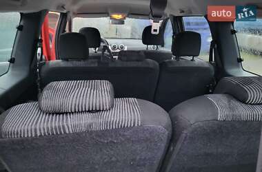 Седан Dacia Logan 2009 в 