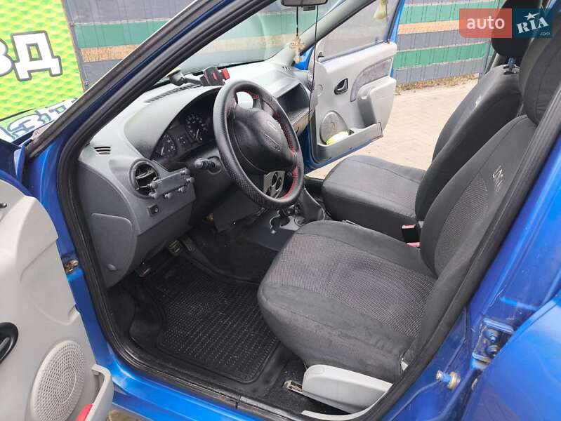 Седан Dacia Logan 2006 в Кропивницькому