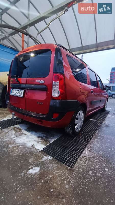 Седан Dacia Logan 2007 в Львове