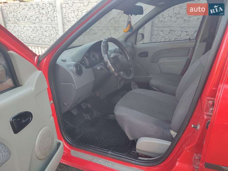 Седан Dacia Logan 2006 в Лозовой