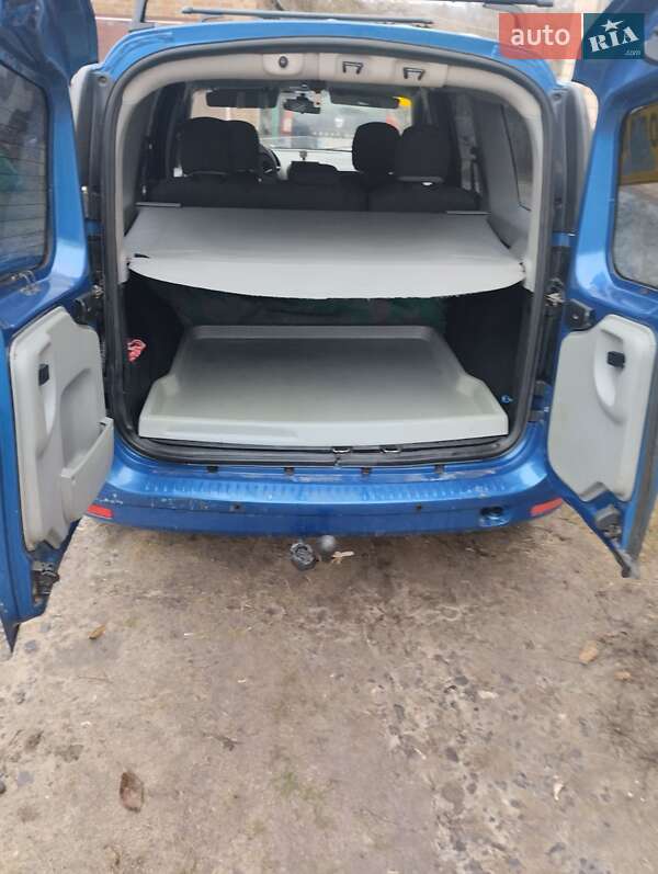 Седан Dacia Logan 2011 в Дмитровке