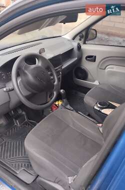 Седан Dacia Logan 2011 в 