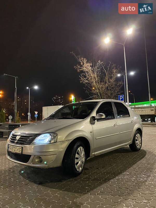 Dacia Logan 2008