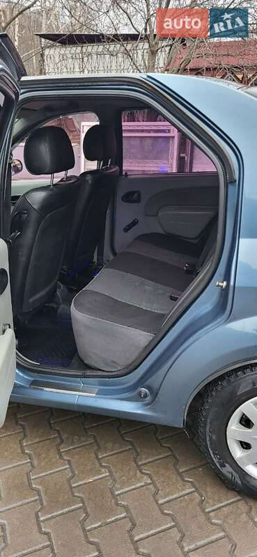 Седан Dacia Logan 2008 в Кривом Роге