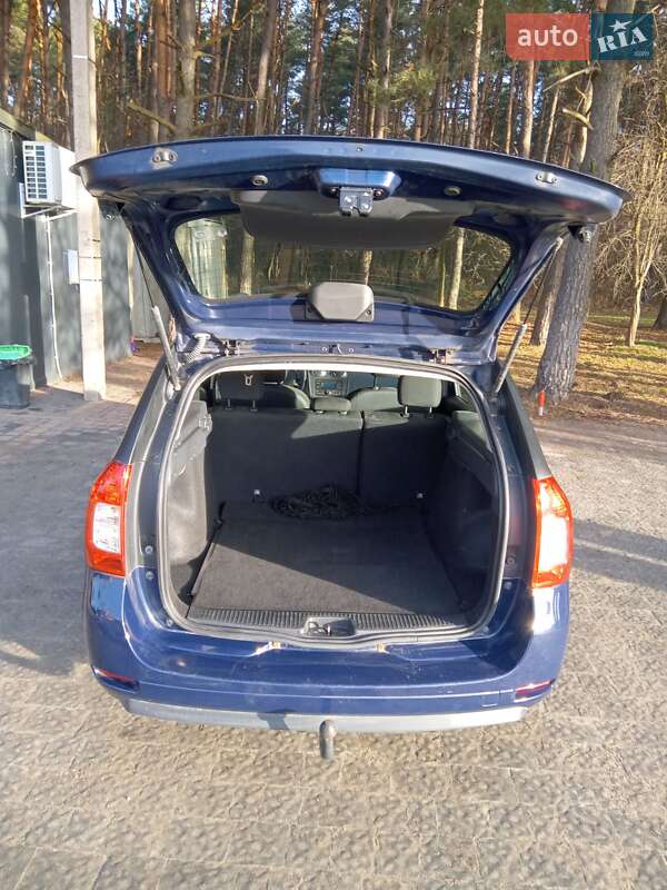 Седан Dacia Logan 2014 в Львове