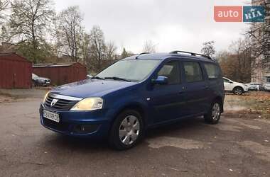 Седан Dacia Logan 2009 в Чернигове