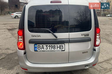 Седан Dacia Logan 2009 в Києві