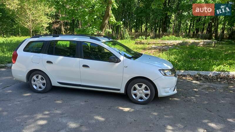 Седан Dacia Logan 2015 в Харькове
