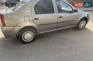 Седан Dacia Logan 2005 в Киеве