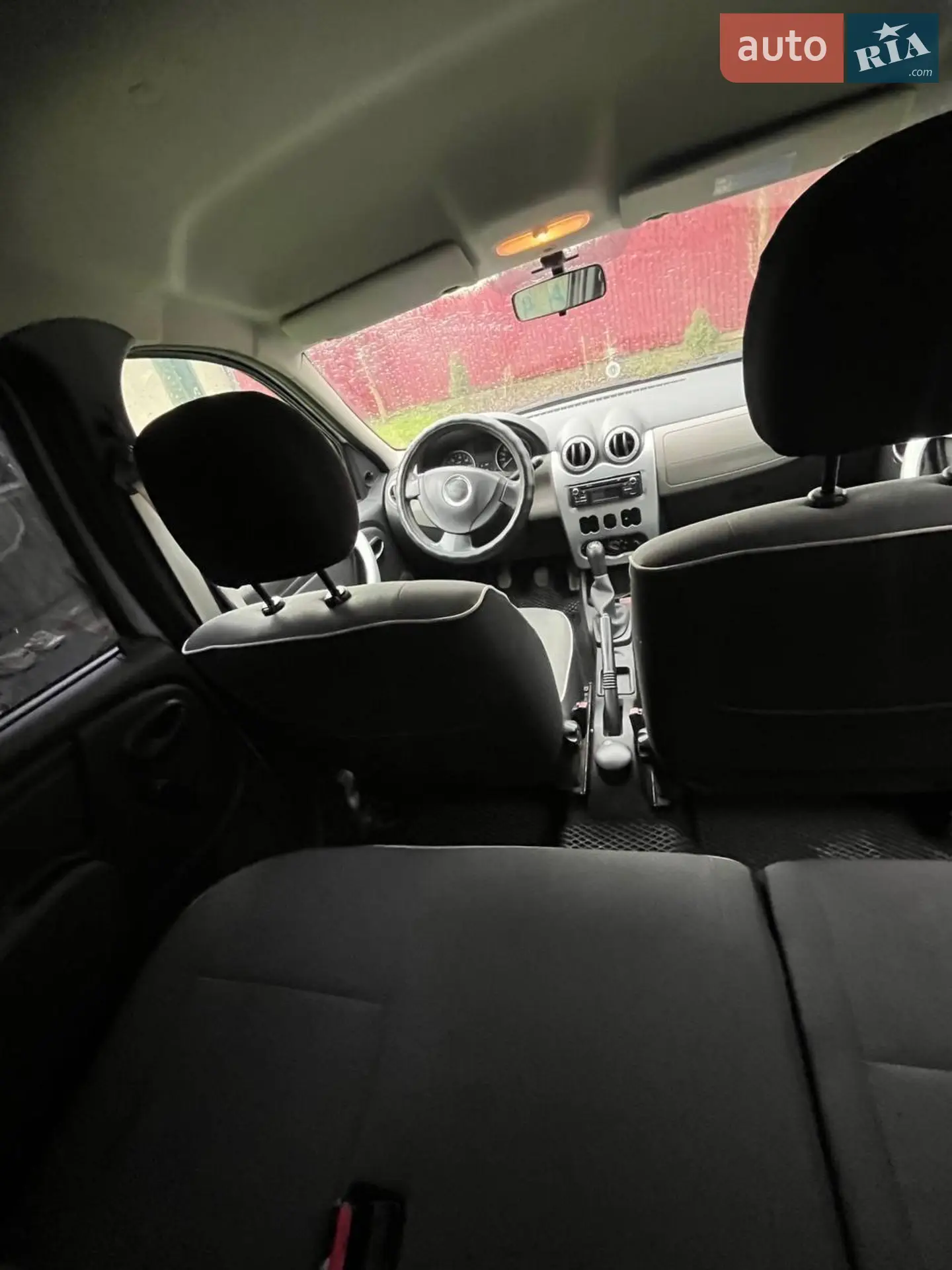 2012 Dacia Logan - мініатюра 10