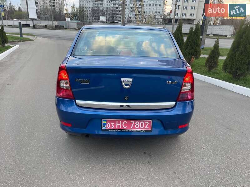 Седан Dacia Logan 2010 в Харькове