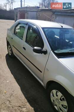 Седан Dacia Logan 2008 в 