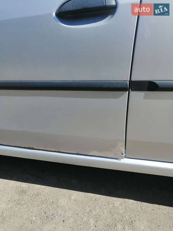 Седан Dacia Logan 2008 в Кривом Роге