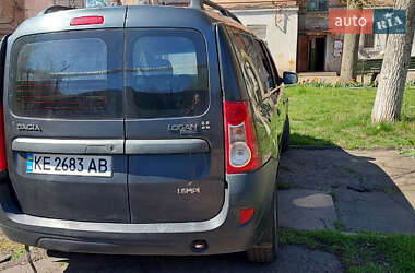 Седан Dacia Logan 2008 в 