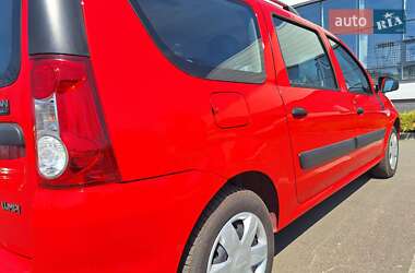 Седан Dacia Logan 2009 в 